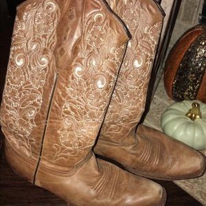 Corral cowgirl boots